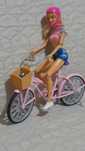 Lalka Barbie i rower z akcesoriami