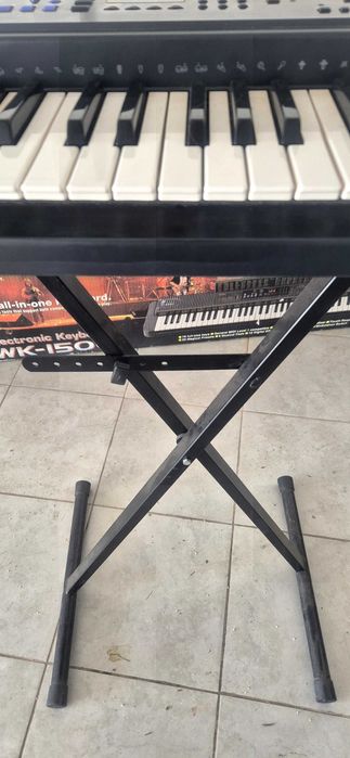 Piano Casio WK 1500