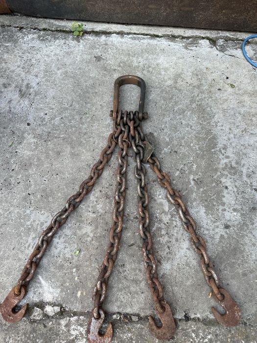 Продам новую стропу крючковую для крана