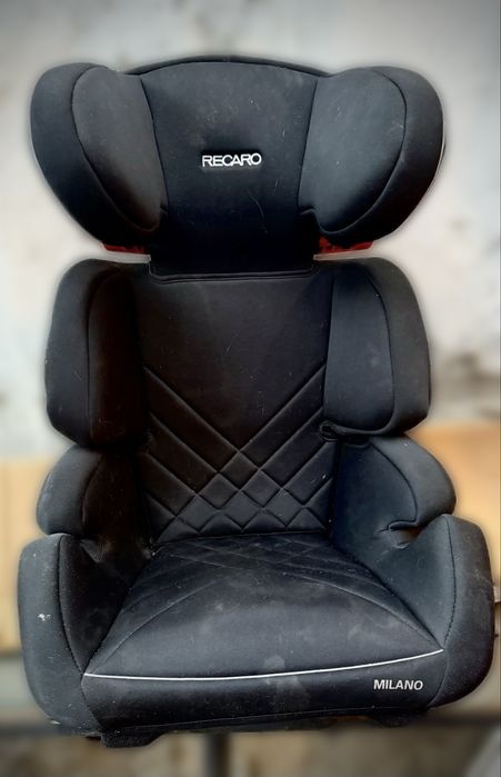 Продам автокресло Recaro
