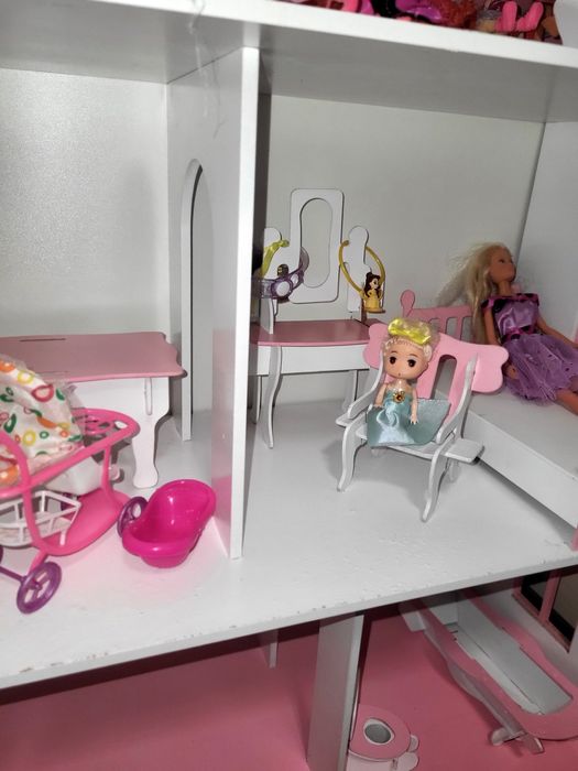 Кукольный домик для кукол