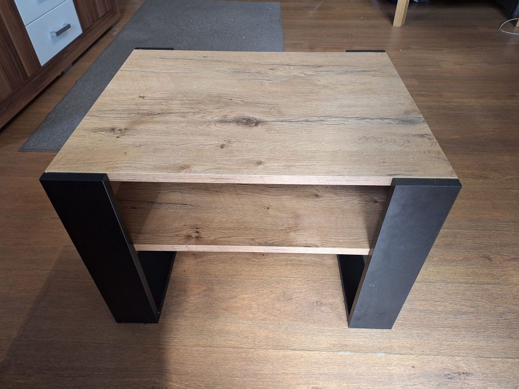 Stolik kawowy loft