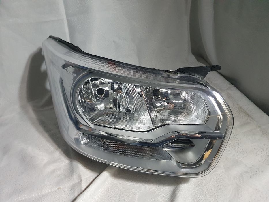 Lampa prawa Ford Transit Mk 8 VIII Europa przód