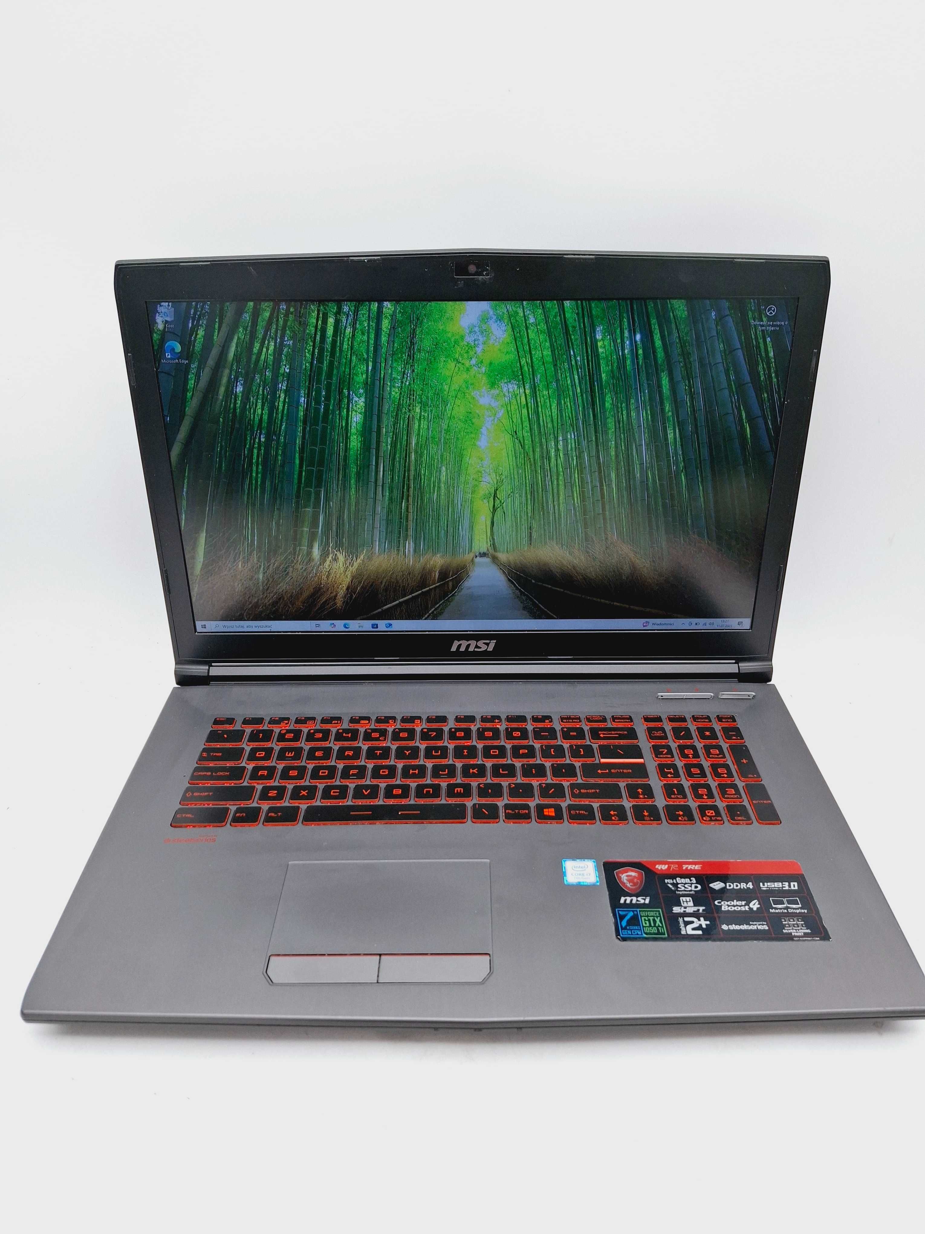 Laptop MSI MS-1799 8 GB RAM 256GB I7-7700 HQ NVIDIA GeForce GTX 1050