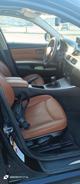 BMW E90 320i 2010rok