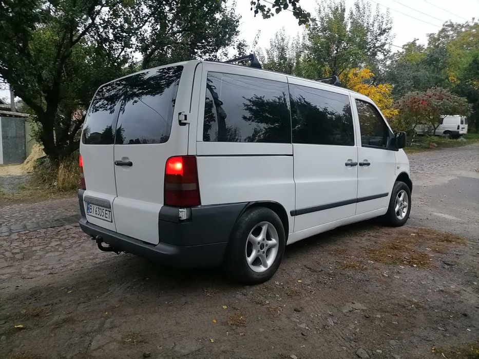 Продам автомобіль Mercedes Vito