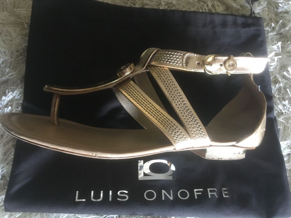 Sandálias douradas Luís Onofre (tam 37)