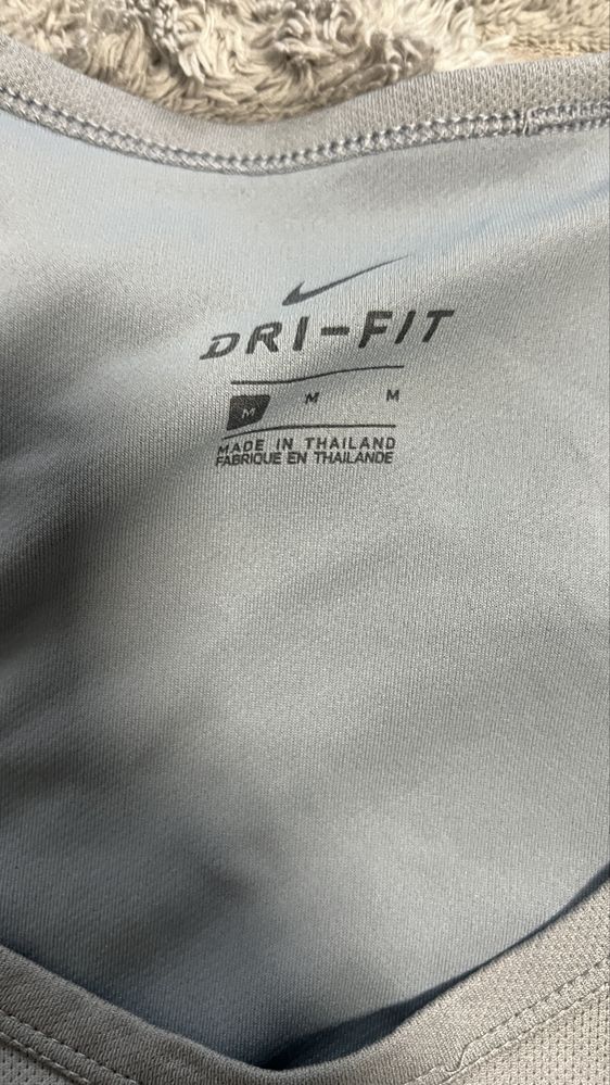 Сіра спортивна майка Nike, L, Dri-Fit