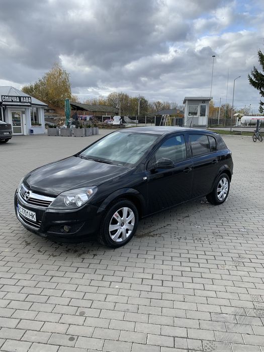 Opel Astra 1.6 2013рік 69тис оригінального пробігу