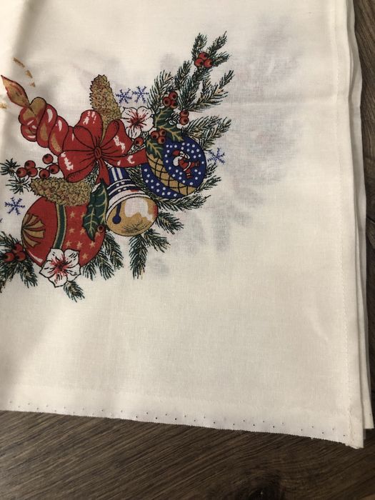 Obrus prostokątny świąteczny 142x85