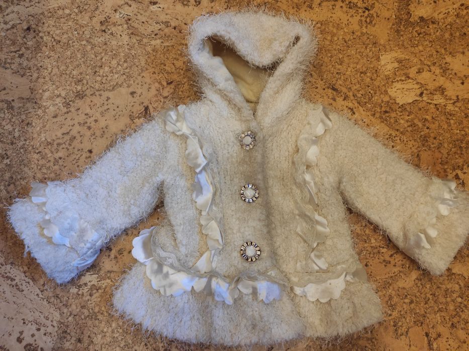 Пальто шуба нарядное на девочку