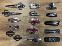 Шильдики-логотипы  на топливный бак для мотоциклов Harley-Davidson