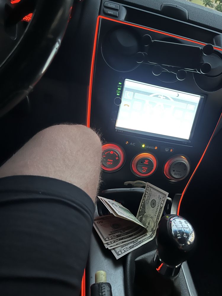 Мазда 6 2.0 газ/бенз. За свої гроші то норм тачка