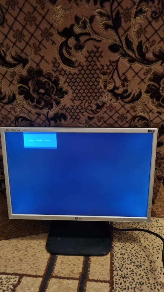 MONITOR lg 19 cali