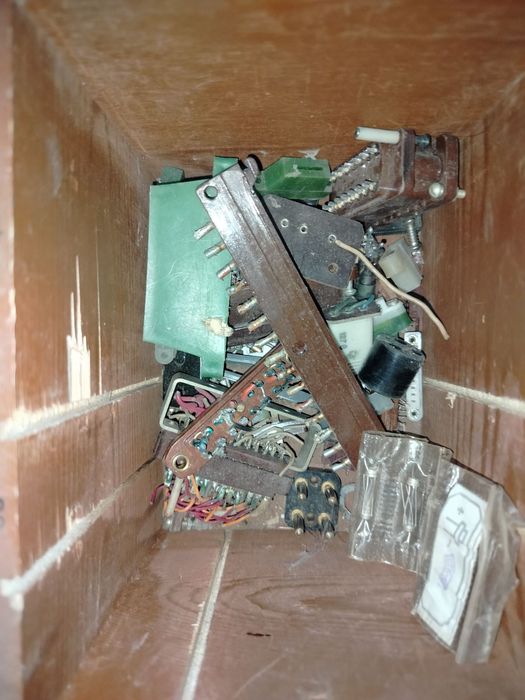 Радіодеталі нові електроніка