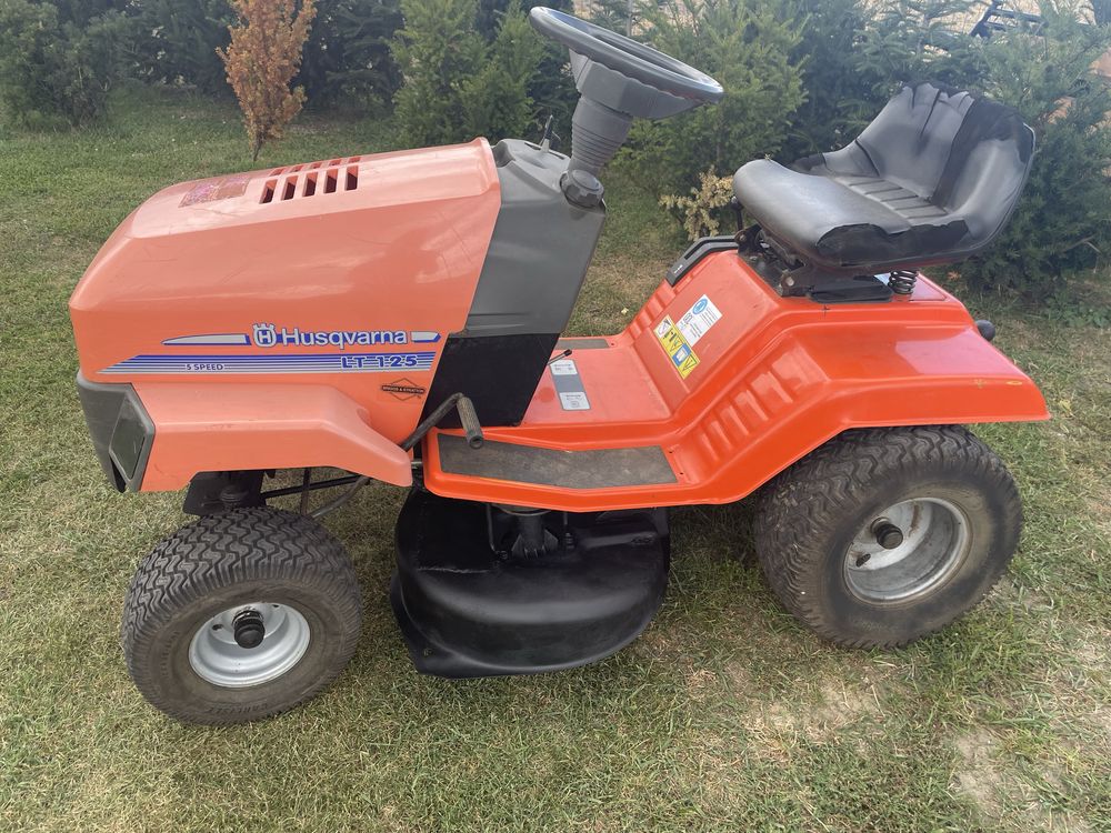 Traktorek ciągniczek Husqvarna LT125, Briggs Stratton 12,5 HP Hak