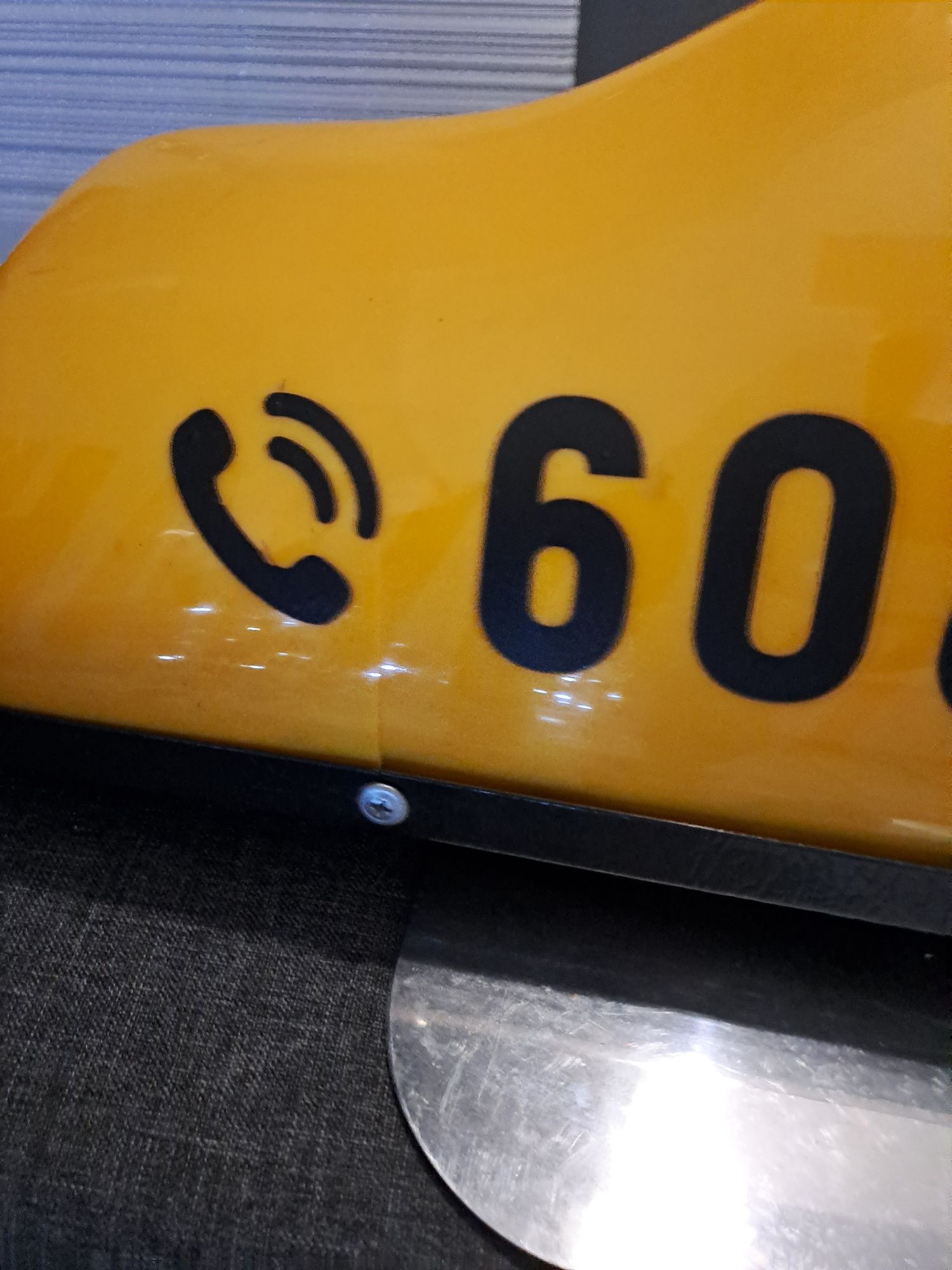 Daszek TAXI Baton