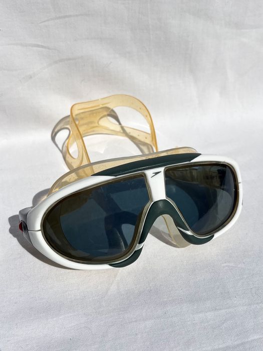 gogle pływackie Speedo - wodoodporne okulary na basen