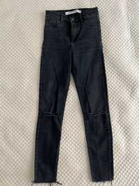 Spodnie jeansy z dziurami TRF Zara