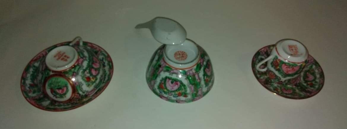 Conjunto antigo de loiça decorativa em porcelana chinesa