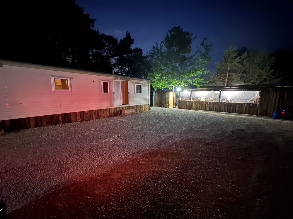 Domek / Szkolenie Firmowe / 20 osobowa Altana / 12 osobowe Jacuzzi