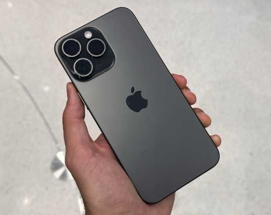 Apple iPhone 15 Pro Max 256GB NOVO ESIM Preto factura garantia 2 anos