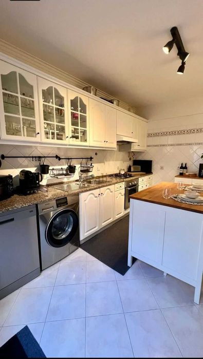 Móveis de cozinha e pedra