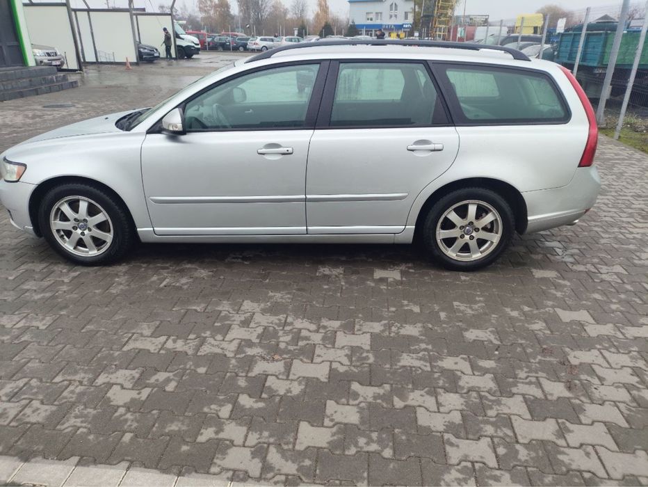 Продаю Volvo V50