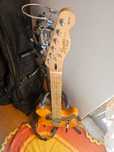 Squier by Fender