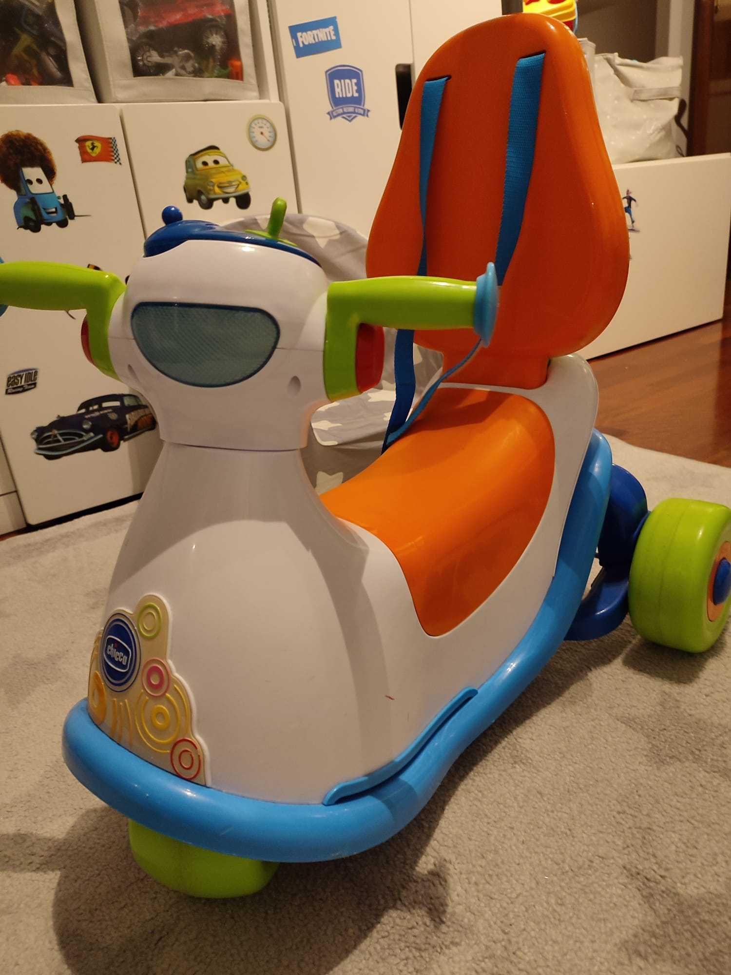 Triciclo Chicco Ergo Gym Baby Ride