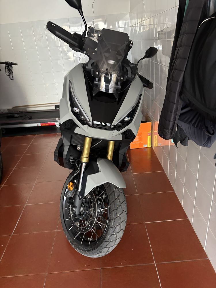 Honda X -ADV DCT ( Novo Modelo)