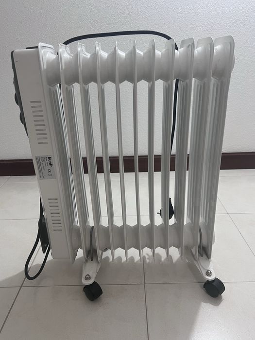 Radiador a óleo Kunft 2500W + aquecedor portatil