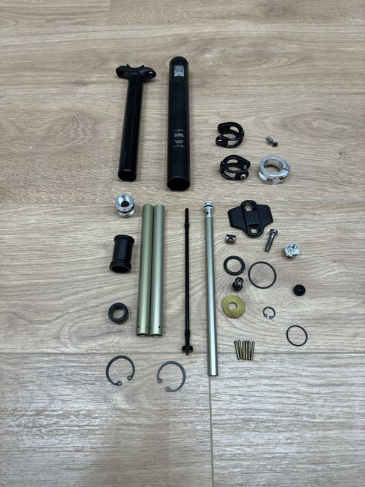 Rock Shox reverb różne modele Części