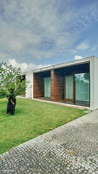 Casa / Villa T4 em Válega de 300,00 m2