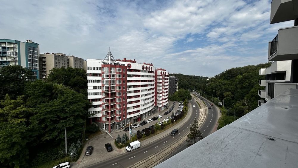 Продаж 3-кім. квартири 87.22 м.кв., в. В. Стуса