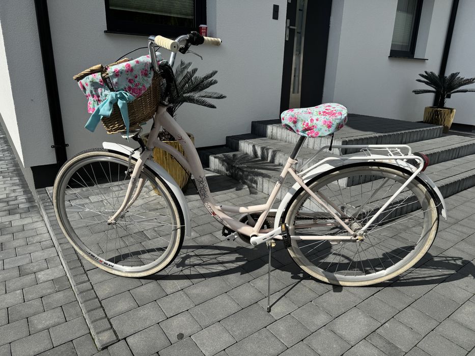 Rower miejski damka z koszem