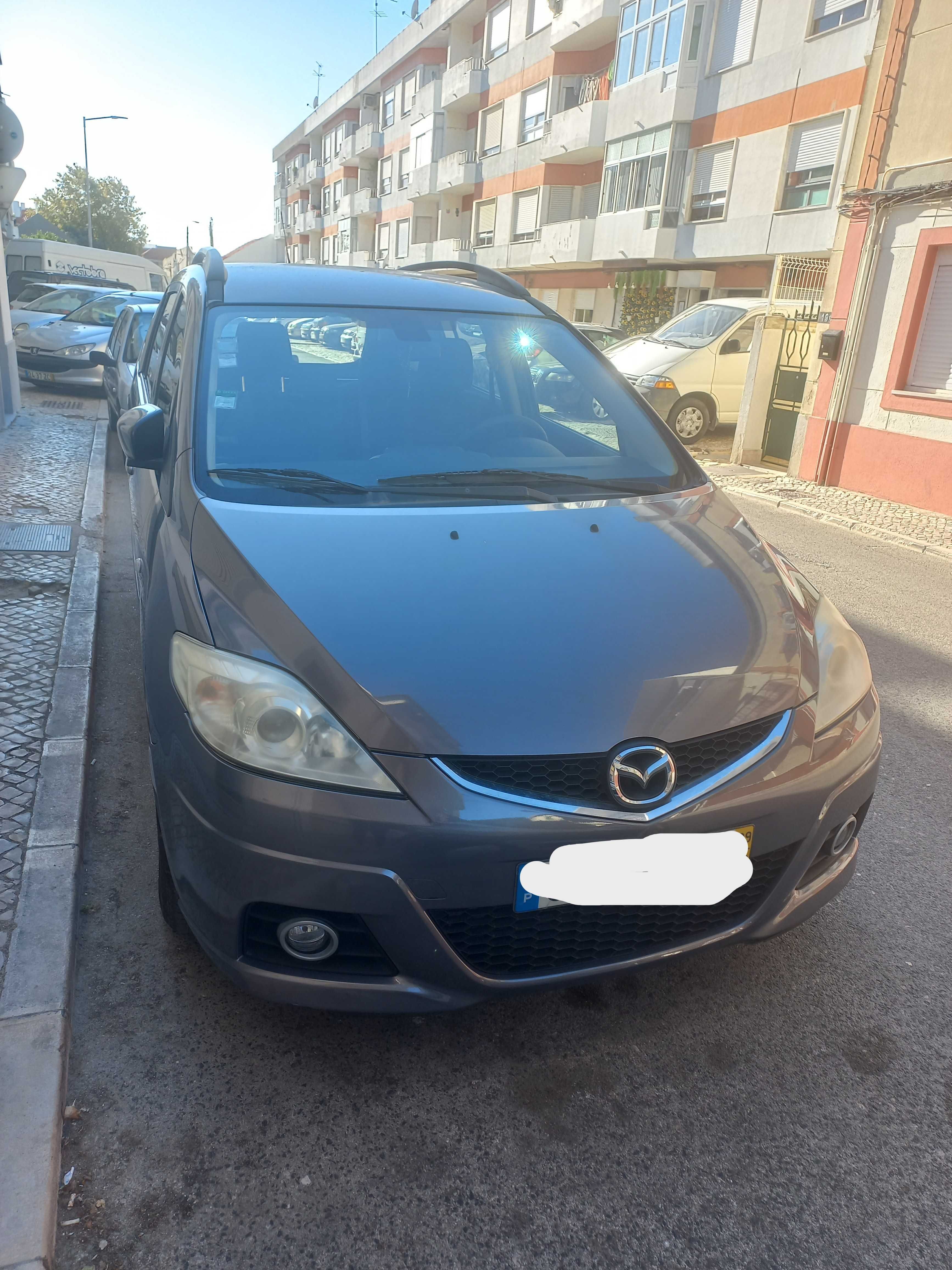 Carrinha de 7 lugares Mazda