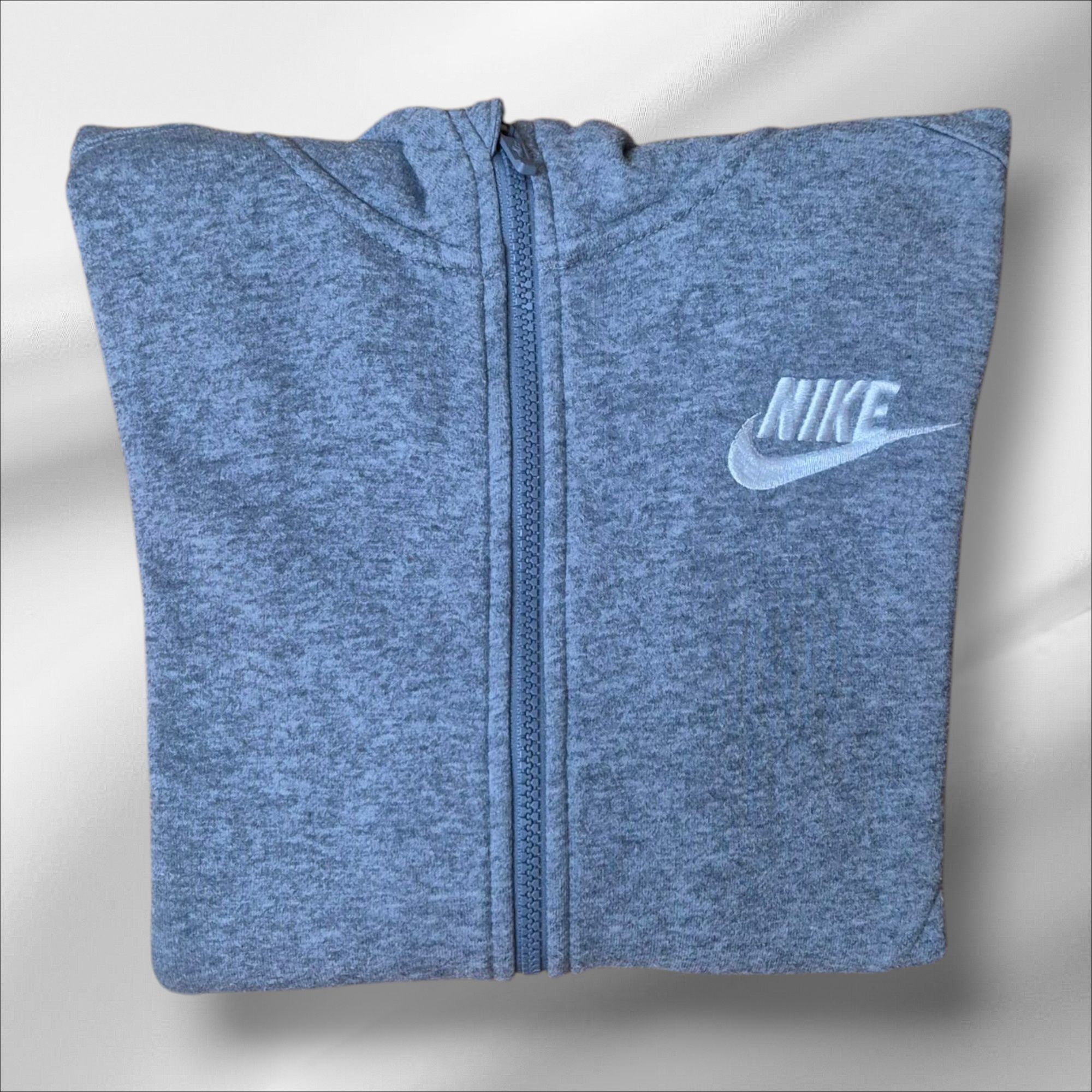 Casaco Criança Nike Cinza Tam 11/12
