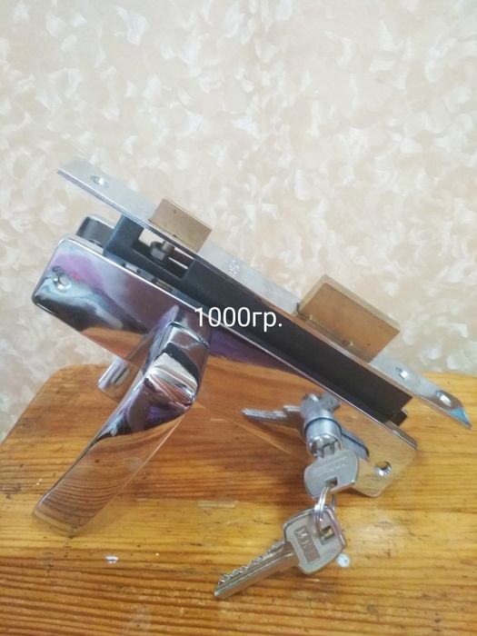 Врезные замки для дверей