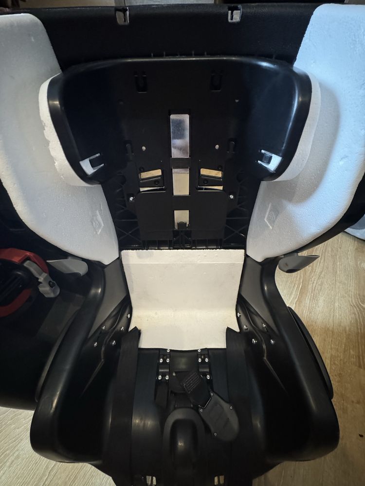Maxi Cosi Axiss 9-18