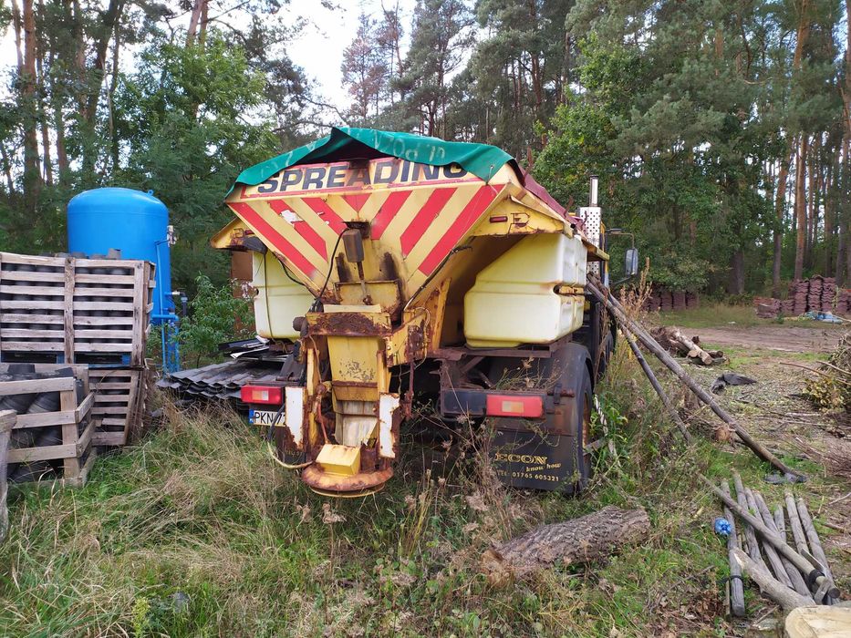 Piaskarka pługopiaskarka Volvo FL614