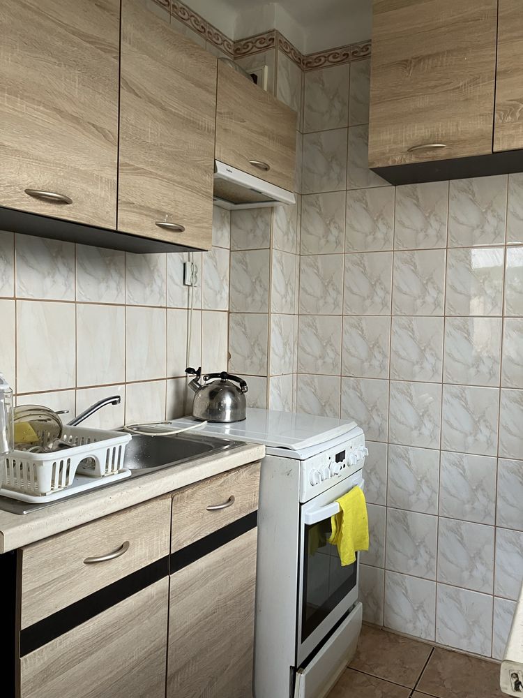 Kawalerka 30m ul. 3 maja, 2 piętro z balkon piwnica