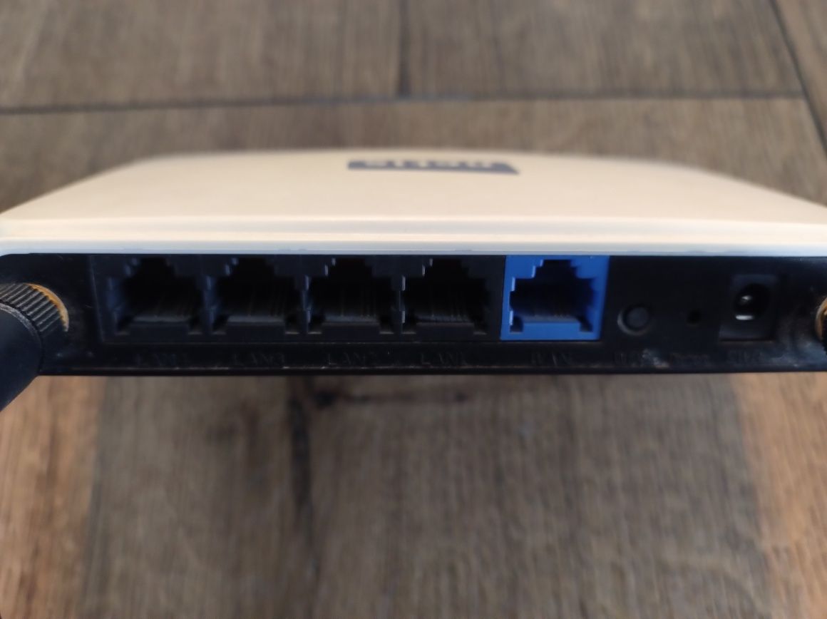 Router Netis WF2419D 300Mbps wifi