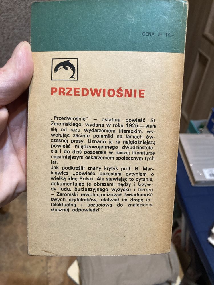 Książka pt,,Przedwiośnie „1970 rok pobiblioteczna