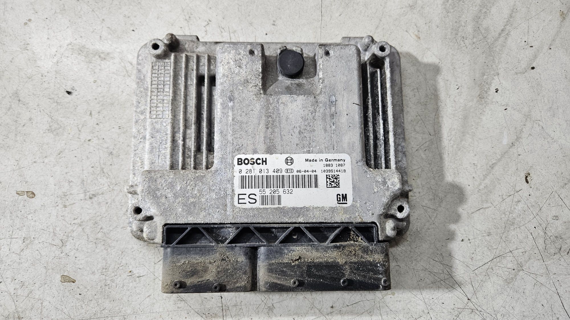 Sterownik komputer ecu ES z19dth 1.9 cdti z19dt opel zafira b vectra c