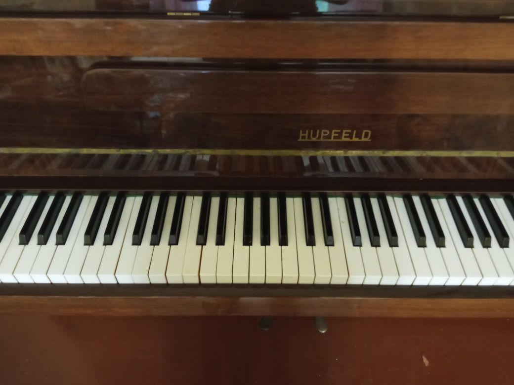 Німецьке фортепіано Hupfeld