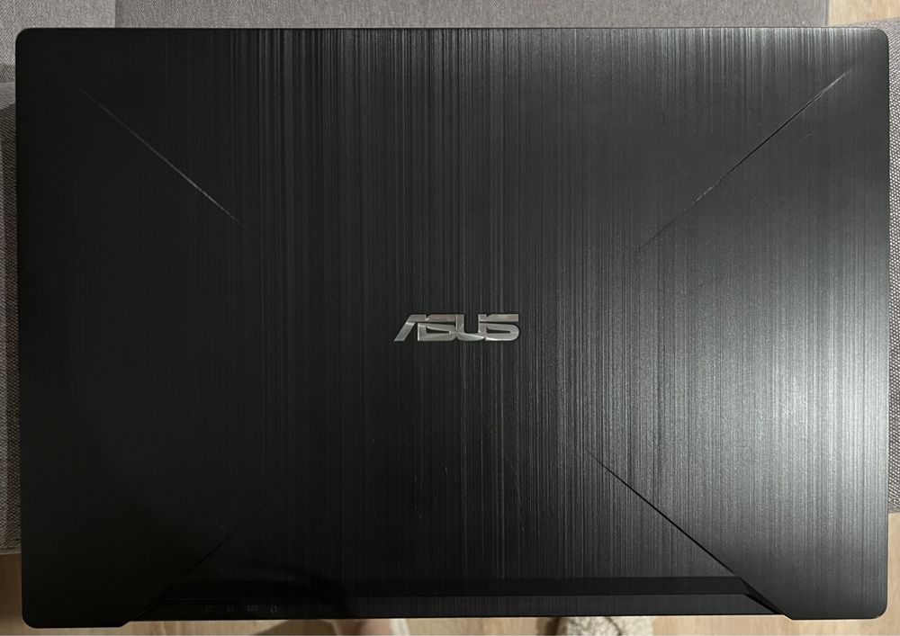 Łaptop ASUS FX503VD (i5-7300HQ/16GB/256ssd+1TB/Win10/GTX1050)