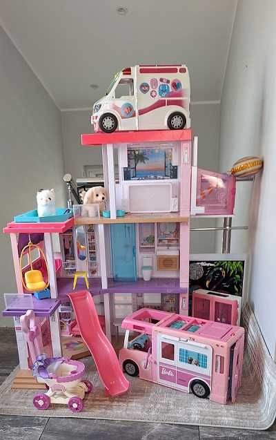 Domek Barbie Dreamhouse Deluxe