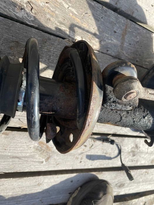 Opel Mokka 1.6 Cdti McPherson Prawy Przód Amortyzator Zwrotnica Piasta