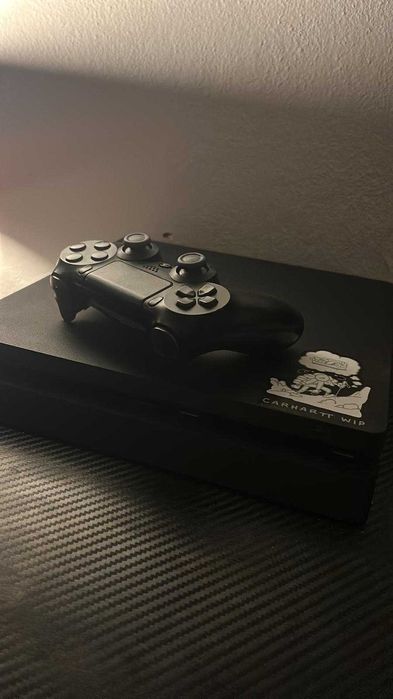 Vendo playstation 4 1TB a funcionar perfeitamente